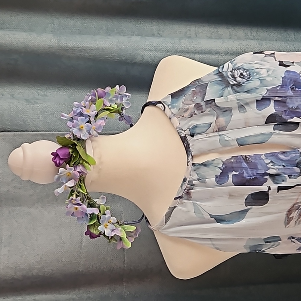๐ Hand Crafted Purple & Blue Silk Flower Crown - Picture 5 of 10